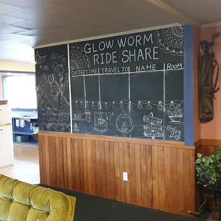 Glow Worm Accommodation Franz Josef Luaran gambar
